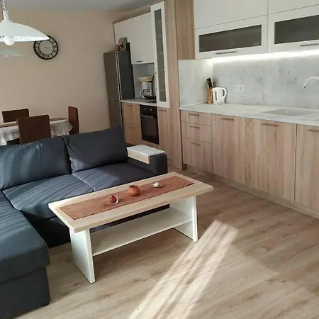 Cosy Modern In Briz Варна